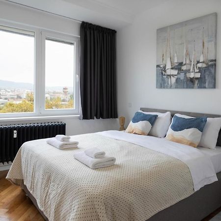 Spacious 2Bdr Apartment- Skyline View Zagabria Esterno foto