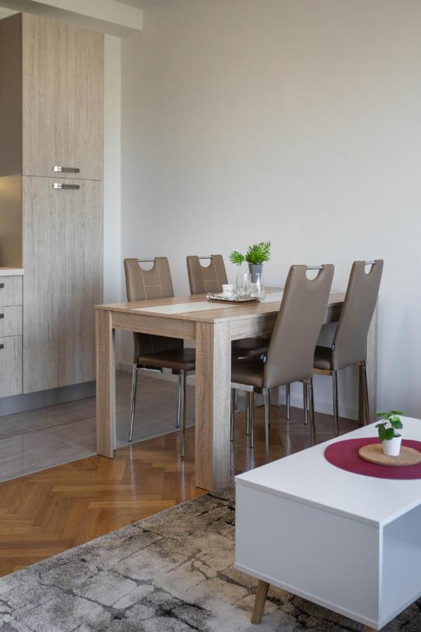 Spacious 2Bdr Apartment- Skyline View Zagabria Esterno foto