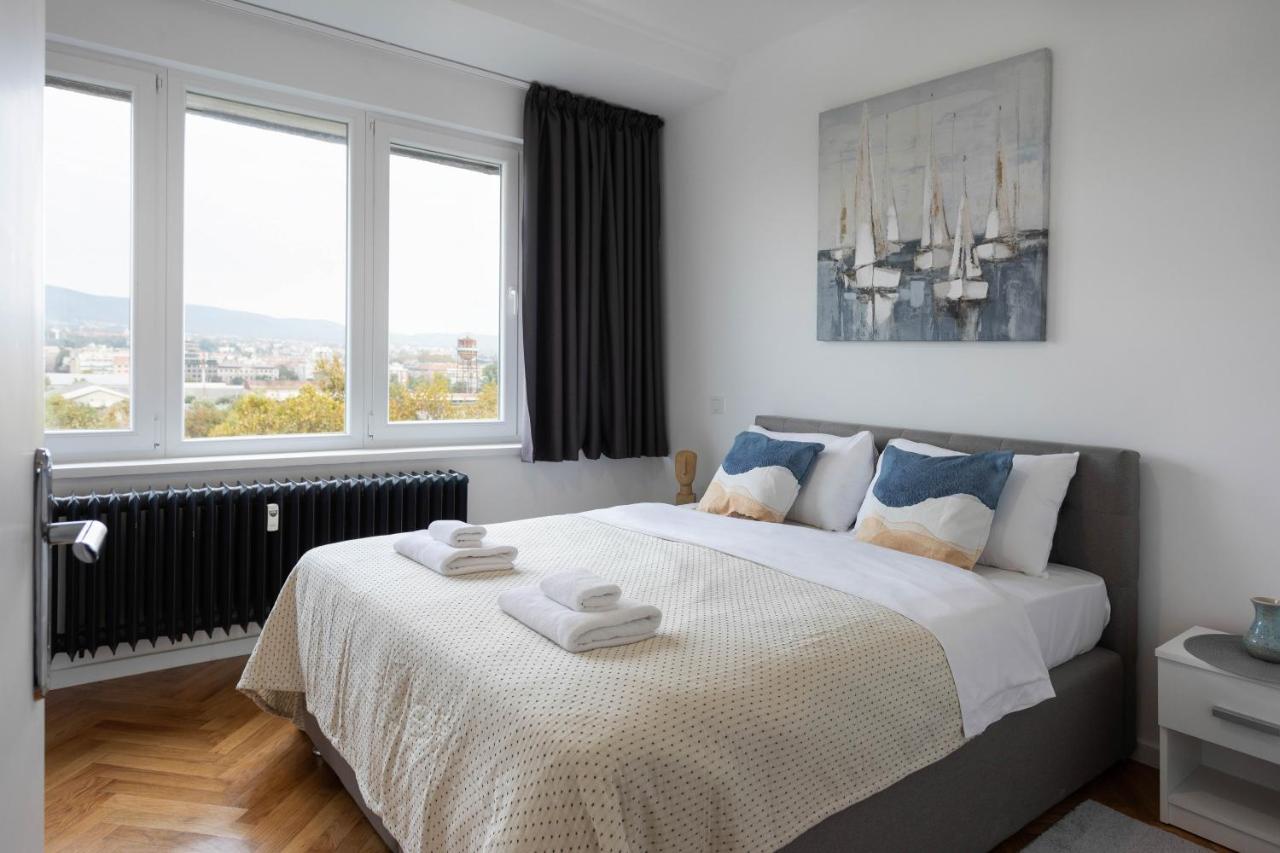 Spacious 2Bdr Apartment- Skyline View Zagabria Esterno foto