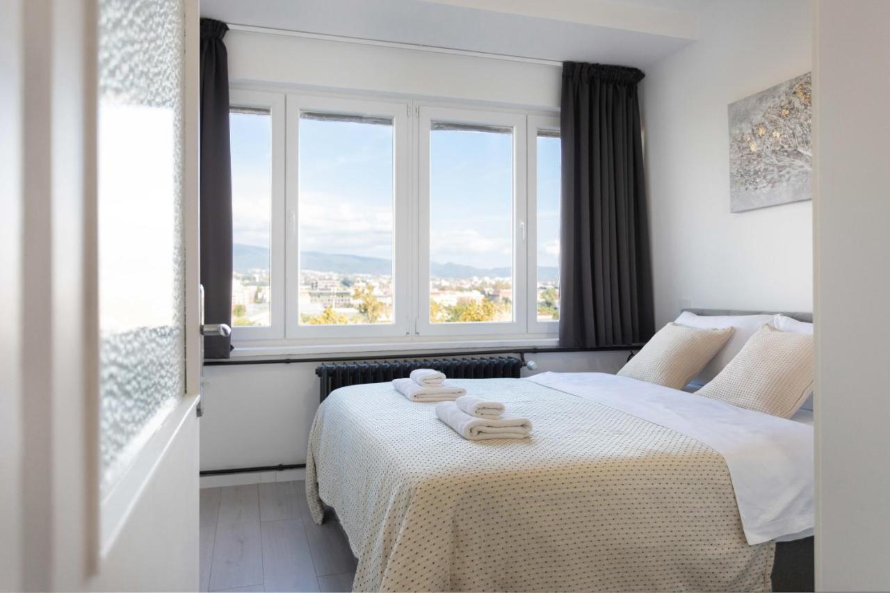Spacious 2Bdr Apartment- Skyline View Zagabria Esterno foto